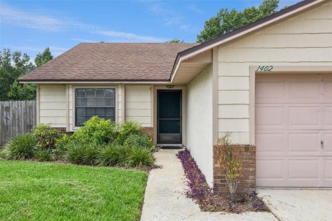 Propiedad comercial en venta en Orlando, Florida, 4 dormitorios, 196.3 m2 № 2238359 - foto 5