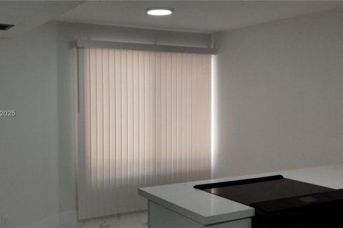 Touwnhouse à louer à Plantation, Floride: 3 chambres, 201.6 m2 № 1960704 - photo 8