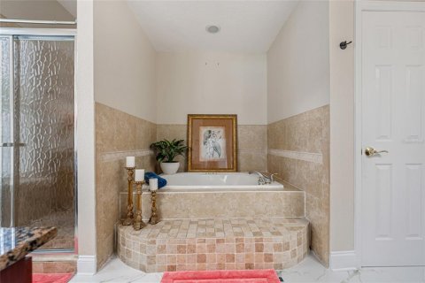 House in Altamonte Springs, Florida 4 bedrooms, 235.04 sq.m. № 1880686 - photo 9