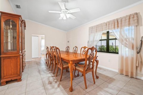House in Sebring, Florida 2 bedrooms, 133.41 sq.m. № 1608851 - photo 8