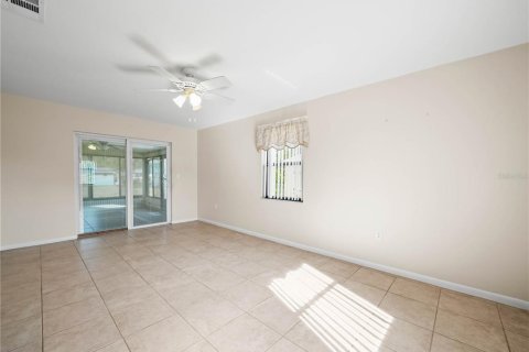 House in Sebring, Florida 2 bedrooms, 133.41 sq.m. № 1608851 - photo 5