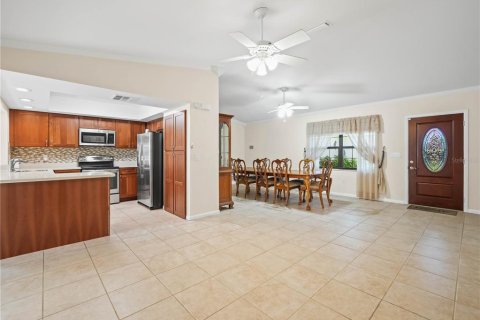 House in Sebring, Florida 2 bedrooms, 133.41 sq.m. № 1608851 - photo 2