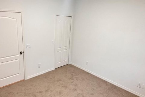 Townhouse in Orlando, Florida 2 bedrooms, 111.67 sq.m. № 2237461 - photo 11
