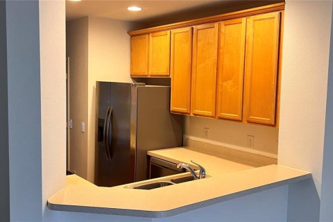 Townhouse in Orlando, Florida 2 bedrooms, 111.67 sq.m. № 2237461 - photo 3