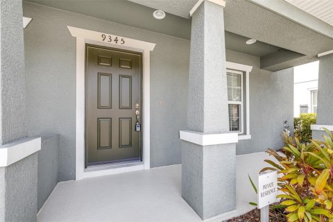 Touwnhouse à vendre à Riverview, Floride: 2 chambres, 118.91 m2 № 1886299 - photo 3