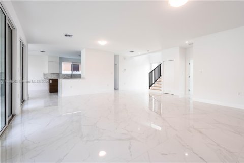 Купить виллу или дом в Майами, Флорида 4 спальни, 355.07м2, № 2048256 - фото 10