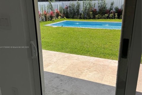 Купить виллу или дом в Майами, Флорида 4 спальни, 355.07м2, № 2048256 - фото 19