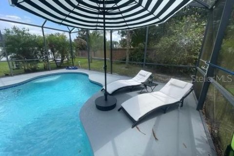 House in Kissimmee, Florida 4 bedrooms, 162.02 sq.m. № 1858453 - photo 18