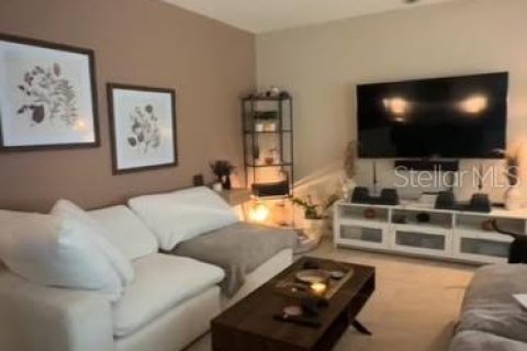 Casa en alquiler en Apopka, Florida, 3 dormitorios, 155.33 m2 № 1785049 - foto 5