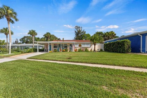 Casa en venta en Ormond Beach, Florida, 2 dormitorios, 110.93 m2 № 2156629 - foto 2