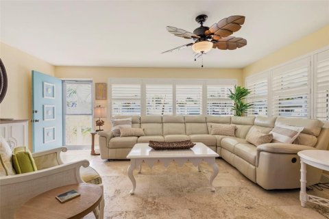 Casa en venta en Ormond Beach, Florida, 2 dormitorios, 110.93 m2 № 2156629 - foto 11