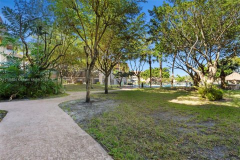 Condominio en venta en Miami, Florida, 2 dormitorios, 111.2 m2 № 1713161 - foto 21