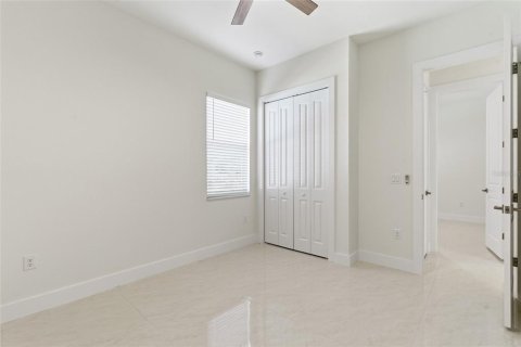House in Port Charlotte, Florida 3 bedrooms, 138.05 sq.m. № 2166085 - photo 21