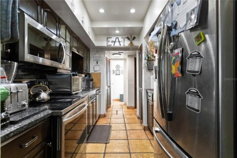 Condominio en venta en Miami, Florida, 3 dormitorios, 156.82 m2 № 1620728 - foto 15