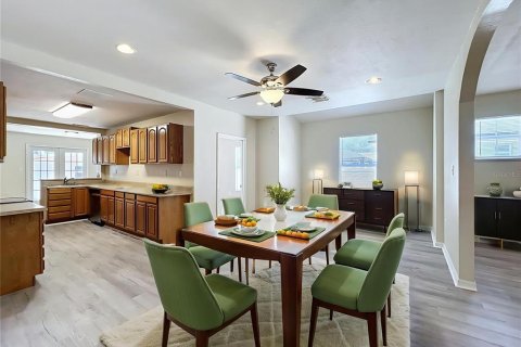 House in Lakeland, Florida 3 bedrooms, 128.21 sq.m. № 1750517 - photo 23