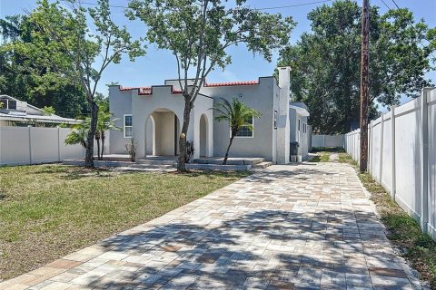 House in Lakeland, Florida 3 bedrooms, 128.21 sq.m. № 1750517 - photo 17