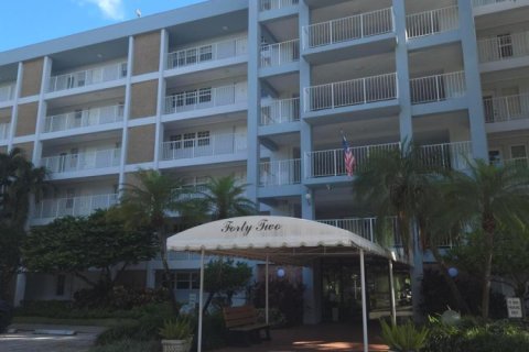 Condo à Pompano Beach, Floride, 2 chambres № 2414231