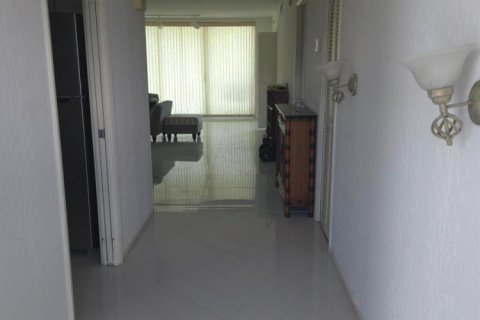 Copropriété à louer à Pompano Beach, Floride: 2 chambres, 102.19 m2 № 2414231 - photo 4