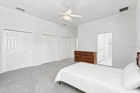 House in Polk City, Florida 2 bedrooms, 154.22 sq.m. № 2323988 - photo 25