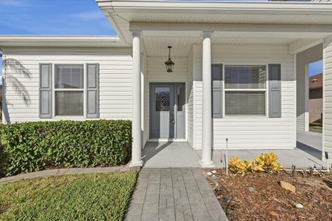 House in Polk City, Florida 2 bedrooms, 154.22 sq.m. № 2323988 - photo 13