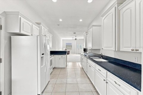 House in Polk City, Florida 2 bedrooms, 154.22 sq.m. № 2323988 - photo 19