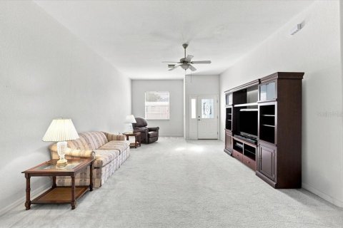 House in Polk City, Florida 2 bedrooms, 154.22 sq.m. № 2323988 - photo 14