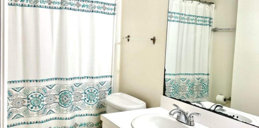 Condominio en Fort Pierce, Florida, 2 dormitorios  № 987052
