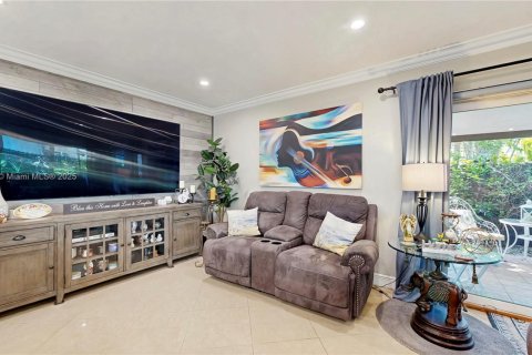 Купить виллу или дом в Майами, Флорида 3 спальни, 152.82м2, № 1923005 - фото 9