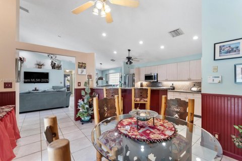 Villa ou maison à vendre à Delray Beach, Floride: 3 chambres, 183.3 m2 № 1926028 - photo 13