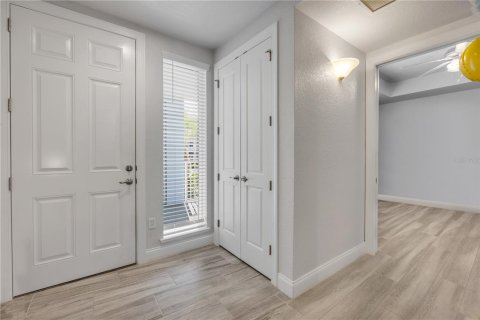 Condo in New Smyrna Beach, Florida, 2 bedrooms  № 1843614 - photo 29