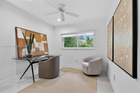 Villa ou maison à vendre à Coral Gables, Floride: 3 chambres, 236.9 m2 № 2032039 - photo 19