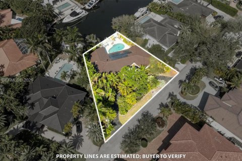 Casa en venta en Coral Gables, Florida, 3 dormitorios, 236.9 m2 № 2032039 - foto 16