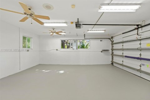 Casa en venta en Coral Gables, Florida, 3 dormitorios, 236.9 m2 № 2032039 - foto 18