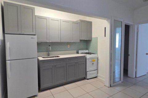 Appartement à louer à Hollywood, Floride: 1 chambre, 42.74 m2 № 2433945 - photo 3