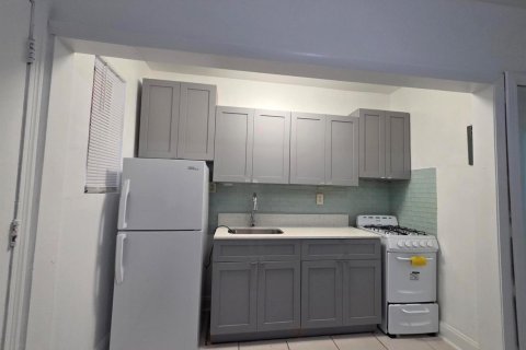 Appartement à louer à Hollywood, Floride: 1 chambre, 42.74 m2 № 2433945 - photo 2