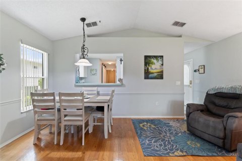 House in Polk City, Florida 1 bedroom, 109.62 sq.m. № 2135094 - photo 16