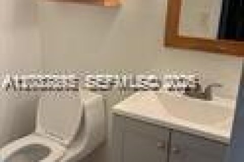 Condominio en alquiler en North Miami Beach, Florida, 1 dormitorio, 73.39 m2 № 2177867 - foto 15