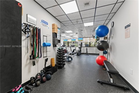 Copropriété à vendre à Miami Beach, Floride: 2 chambres, 130.99 m2 № 1990058 - photo 29