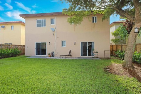 Купить виллу или дом в Хомстед, Флорида 4 спальни, 255.76м2, № 1998514 - фото 24