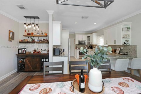 Купить виллу или дом в Хомстед, Флорида 4 спальни, 255.76м2, № 1998514 - фото 17