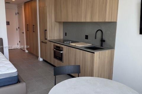 Condominio en alquiler en Miami, Florida № 2080442 - foto 4