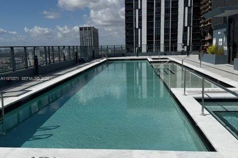 Condominio en alquiler en Miami, Florida № 2080442 - foto 13