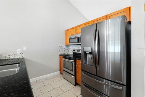 Casa en venta en Tampa, Florida, 3 dormitorios, 113.43 m2 № 1911325 - foto 5