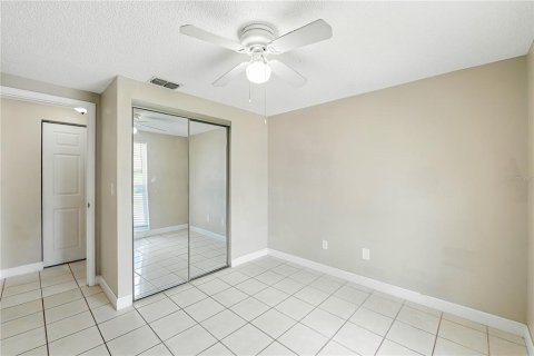 Casa en venta en Tampa, Florida, 3 dormitorios, 113.43 m2 № 1911325 - foto 12