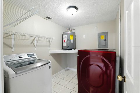 Casa en venta en Tampa, Florida, 3 dormitorios, 113.43 m2 № 1911325 - foto 21