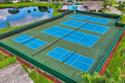 Townhouse in Boca Raton, Florida 3 bedrooms, 181.72 sq.m. № 2416123 - photo 25