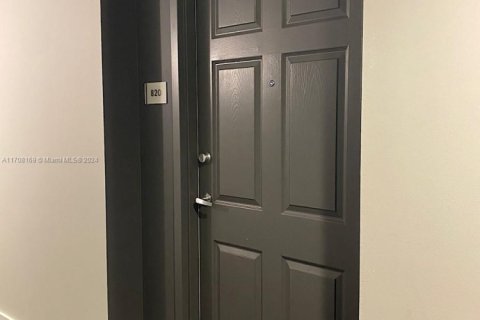 Condominio en venta en Hollywood, Florida, 2 dormitorios, 112.41 m2 № 1938250 - foto 5