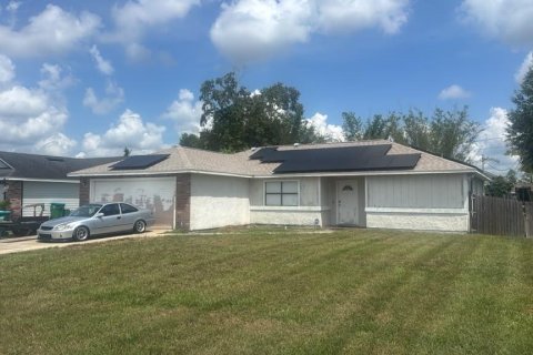 Villa ou maison à Deltona, Floride 4 chambres, 177.91 m2 № 2364309
