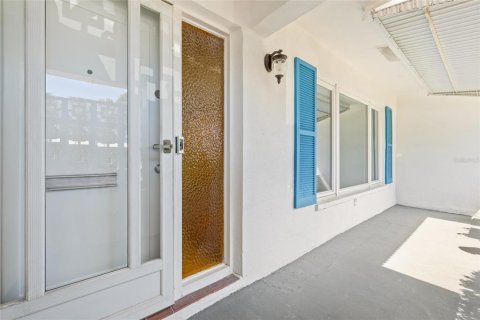 Villa ou maison à vendre à Pinellas Park, Floride: 2 chambres, 146.41 m2 № 1846890 - photo 28