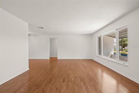 Villa ou maison à vendre à Pinellas Park, Floride: 2 chambres, 146.41 m2 № 1846890 - photo 29